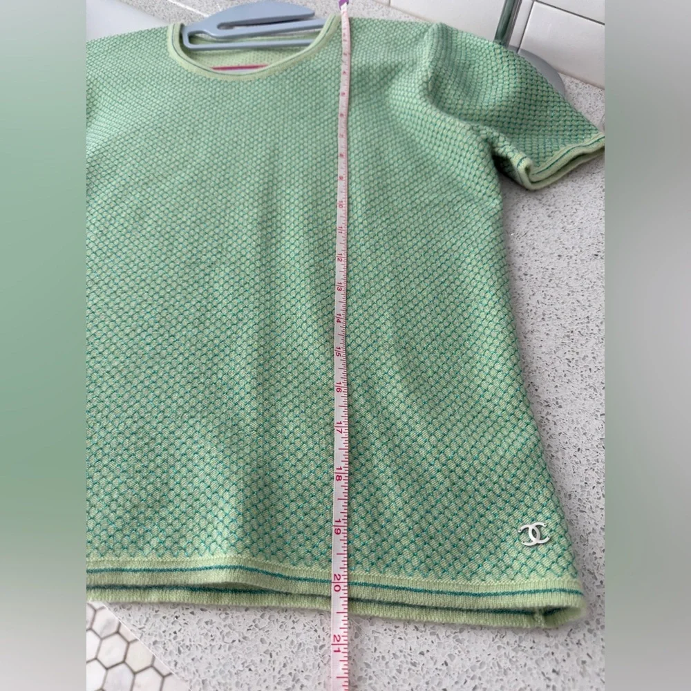 CHANEL Cashmere Vintage Light Green/Teal Thread 🧵 Short-Sleeve Knit Top - Picture 9 of 13